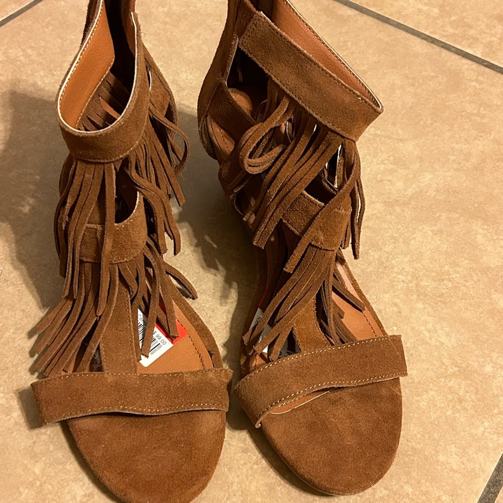 Steve Madden suede wedge